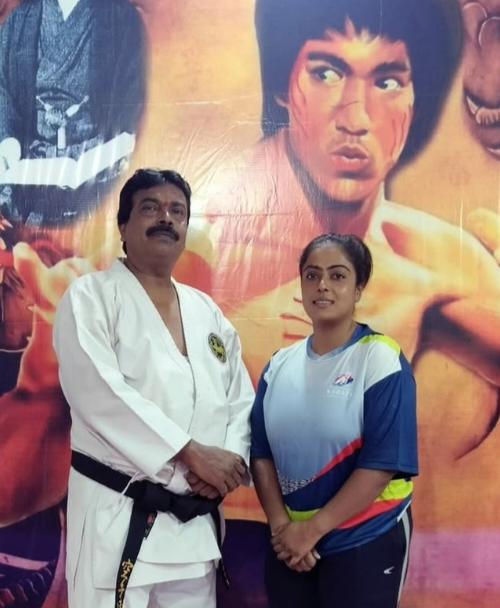 Rashtriy mahila Divas 2026 Radhika Kashyap ne WKF4 Dan black belt hasil kar Racha itihaasWKF 4th Dan Black Belt Success
